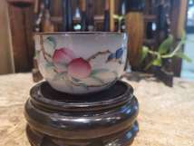 汝瓷系列喜鹊与桃子手绘图杯