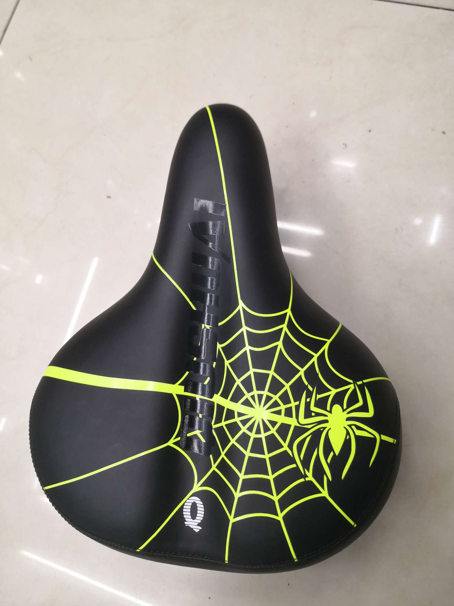 Saddle