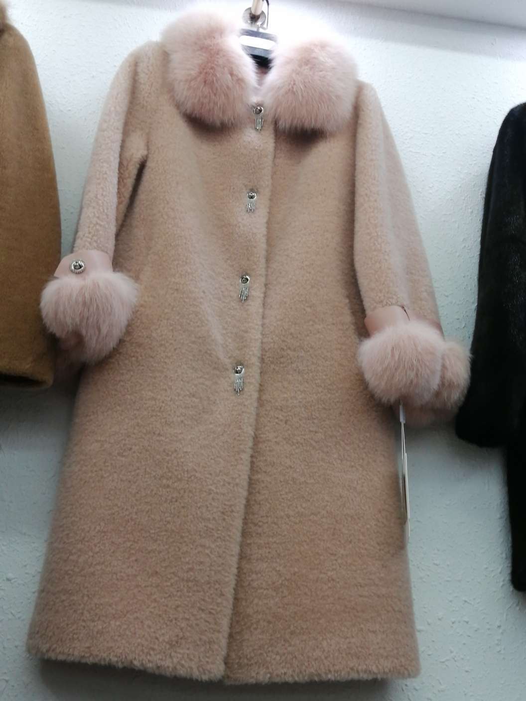 2020秋冬新款大衣外套流行保暖时尚