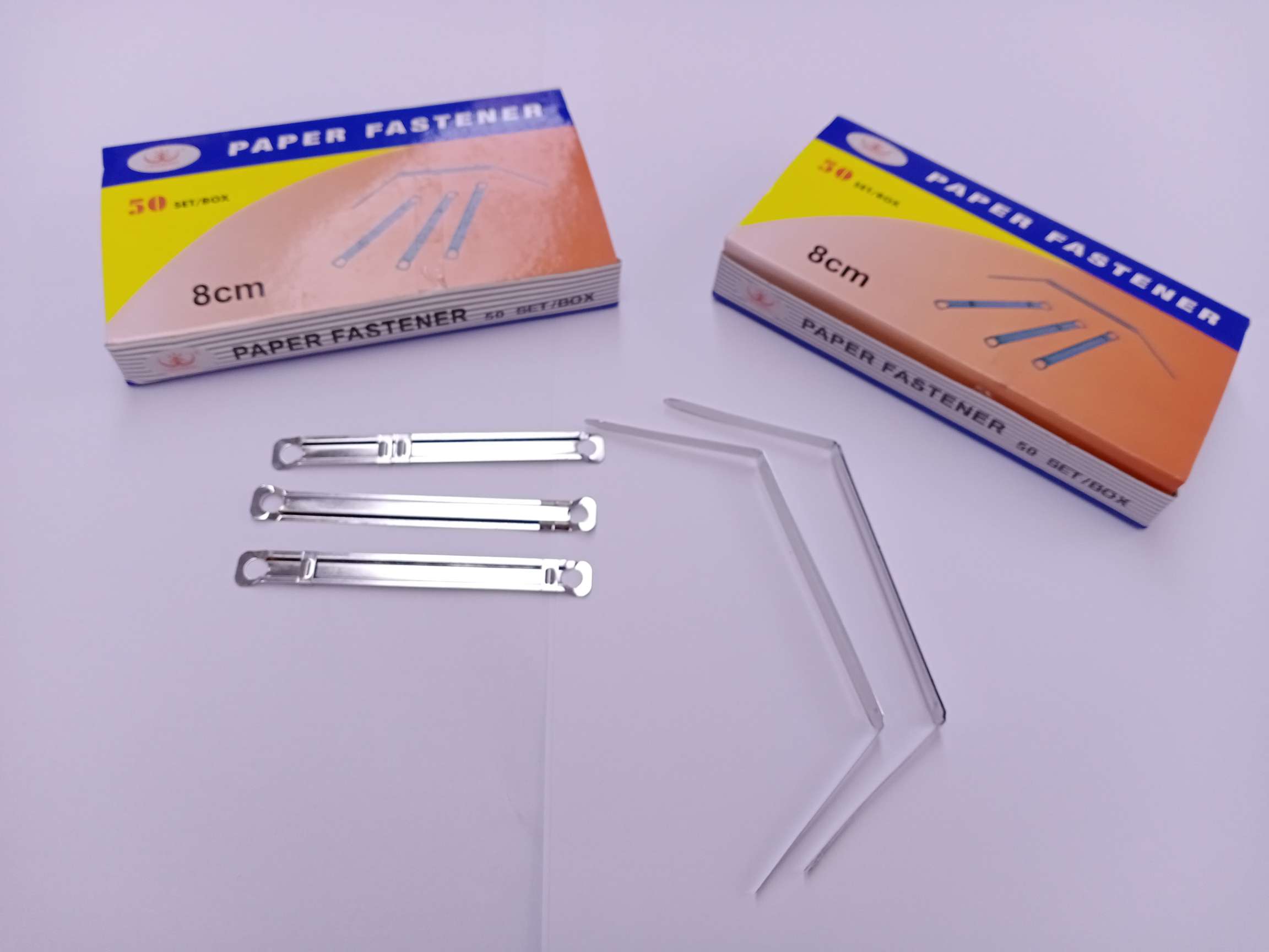 Yizhi King 2088 Iron Binding Clips, 50 pairs per box.