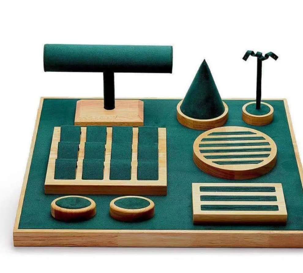 High - grade prop microfiber jewelry plate thumbnail