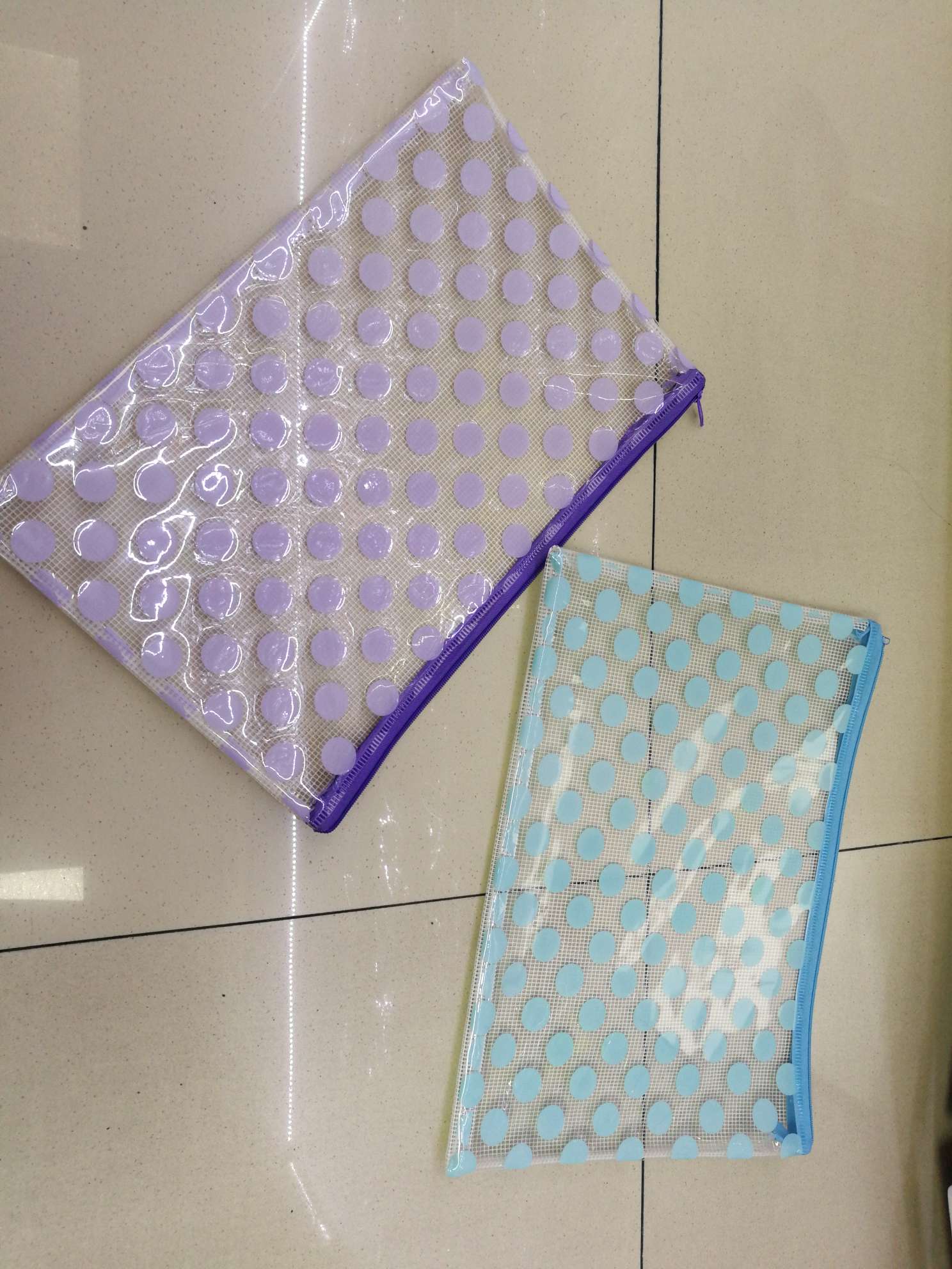 一面网格一面PVC印刷文件袋 混4色 每包12个清装