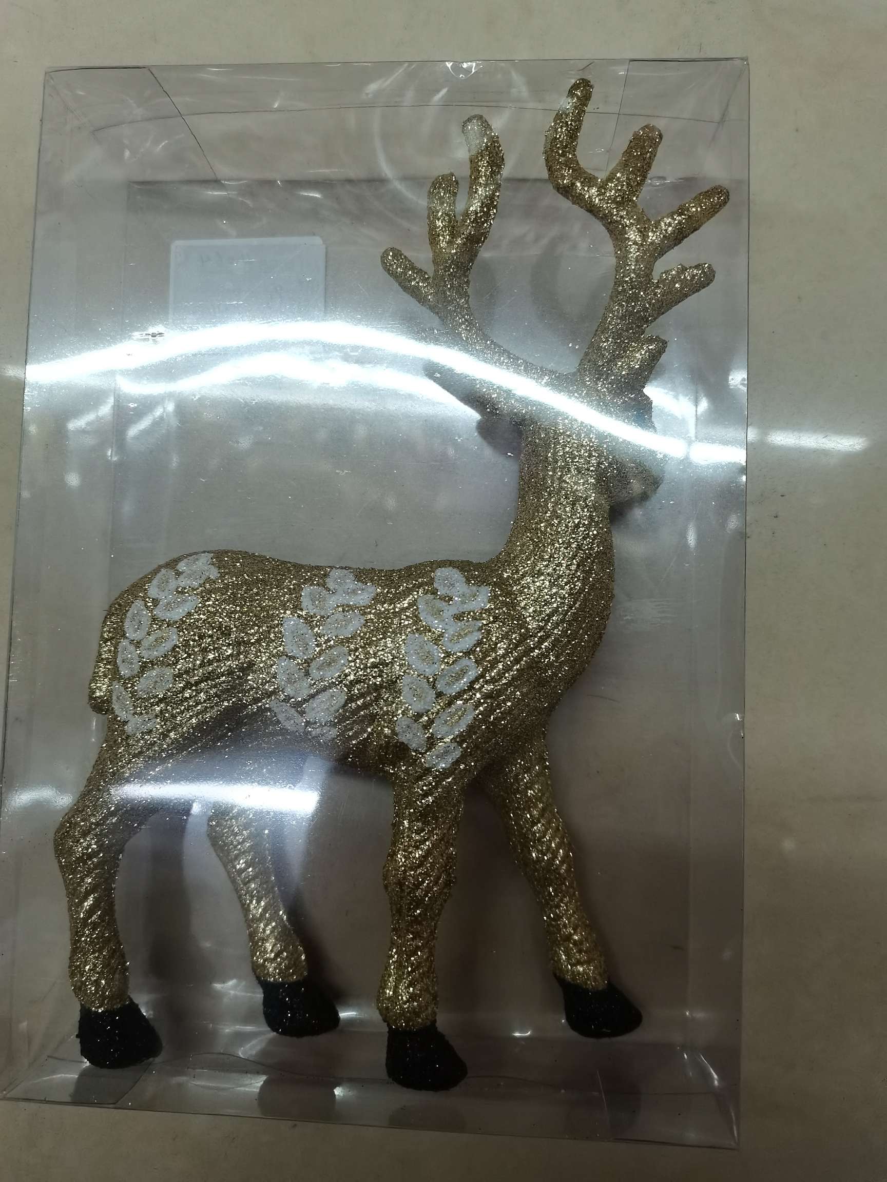 Christmas deer detail image 1
