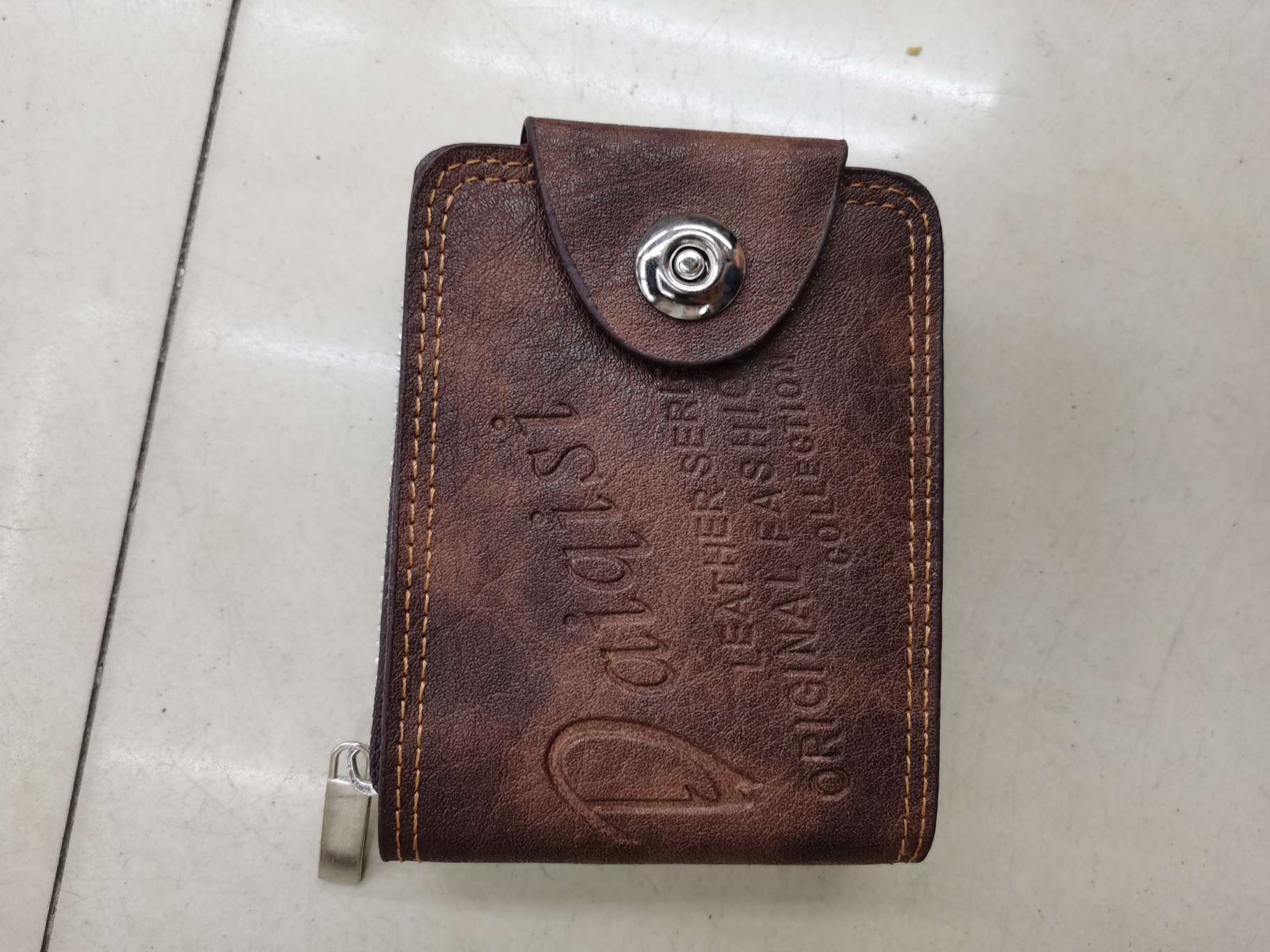 男士时尚票夹多功能图