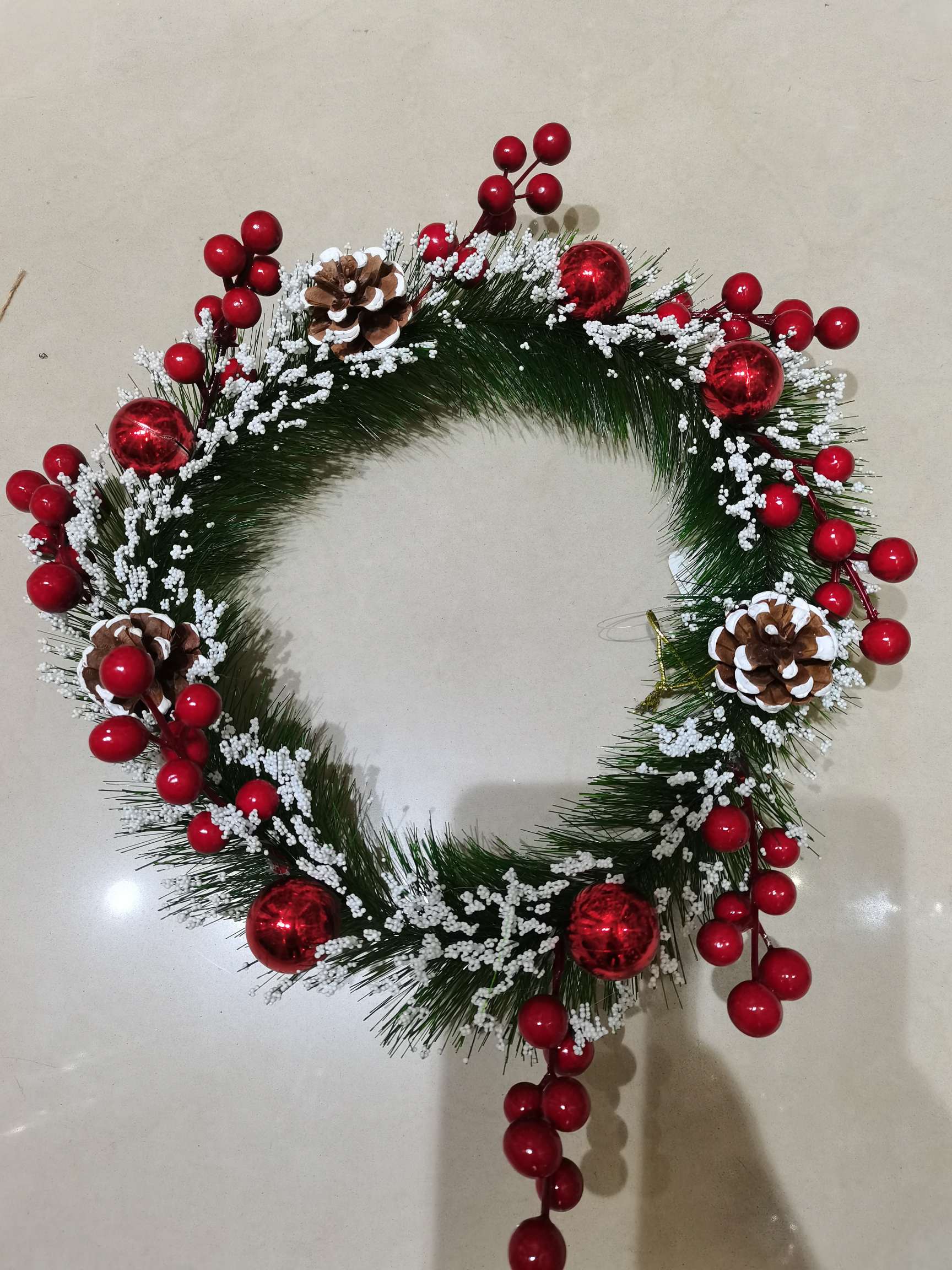Christmas wreath pinecone style