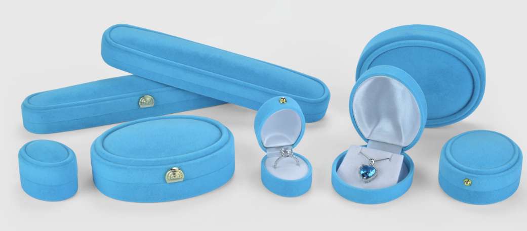 隨圆形一套盒子，戒指，吊坠，手镯，项链，套装