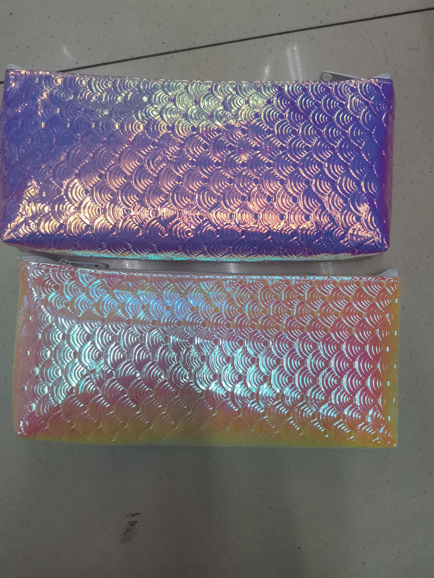 The water-wave pen bag thumbnail