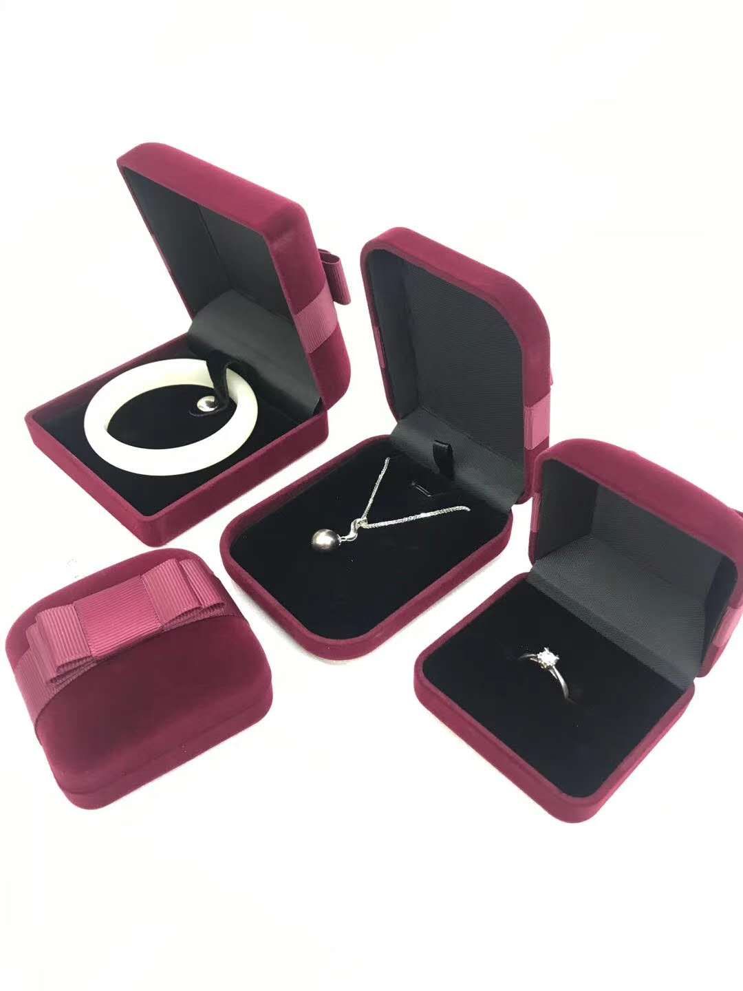 High-end iron box jewelry boxes, rings, pendants, bracelets, necklaces, sets Specification image