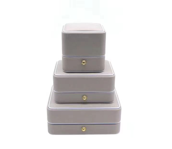 High-end jewelry boxes, rings, pendants, watches details Picture