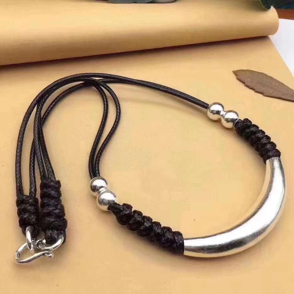Leather Cord Necklace Application Scenario