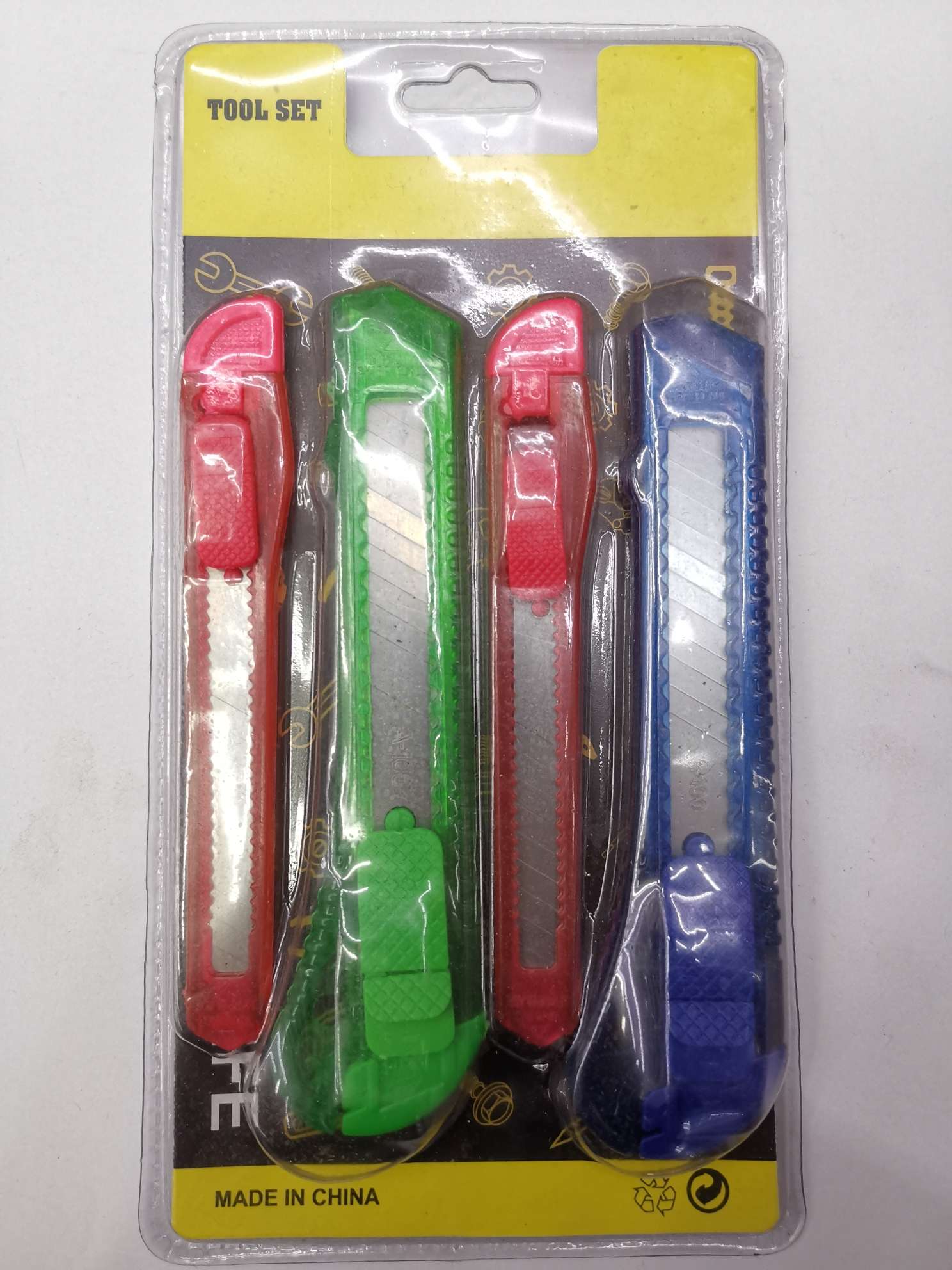 Factory direct wallpaper knife set box cutter multi-function paper cutter S401 box cutter set thumbnail
