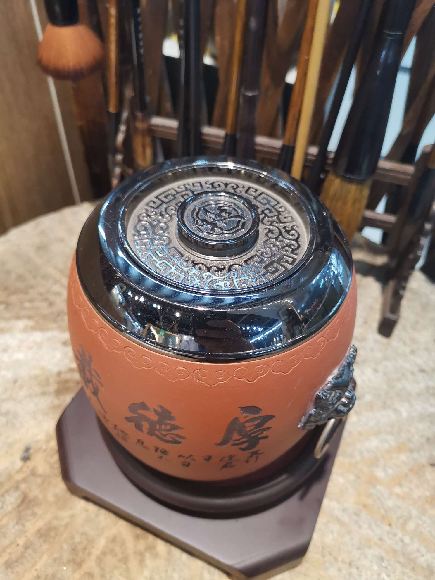 Purple Sand Tea Can Houde Tea Can Black Stone Gold Cover Tea Can Seal Jar Application Scenario