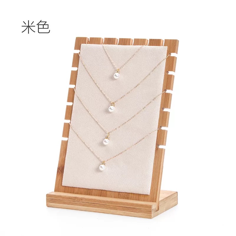 Small necklace board thumbnail
