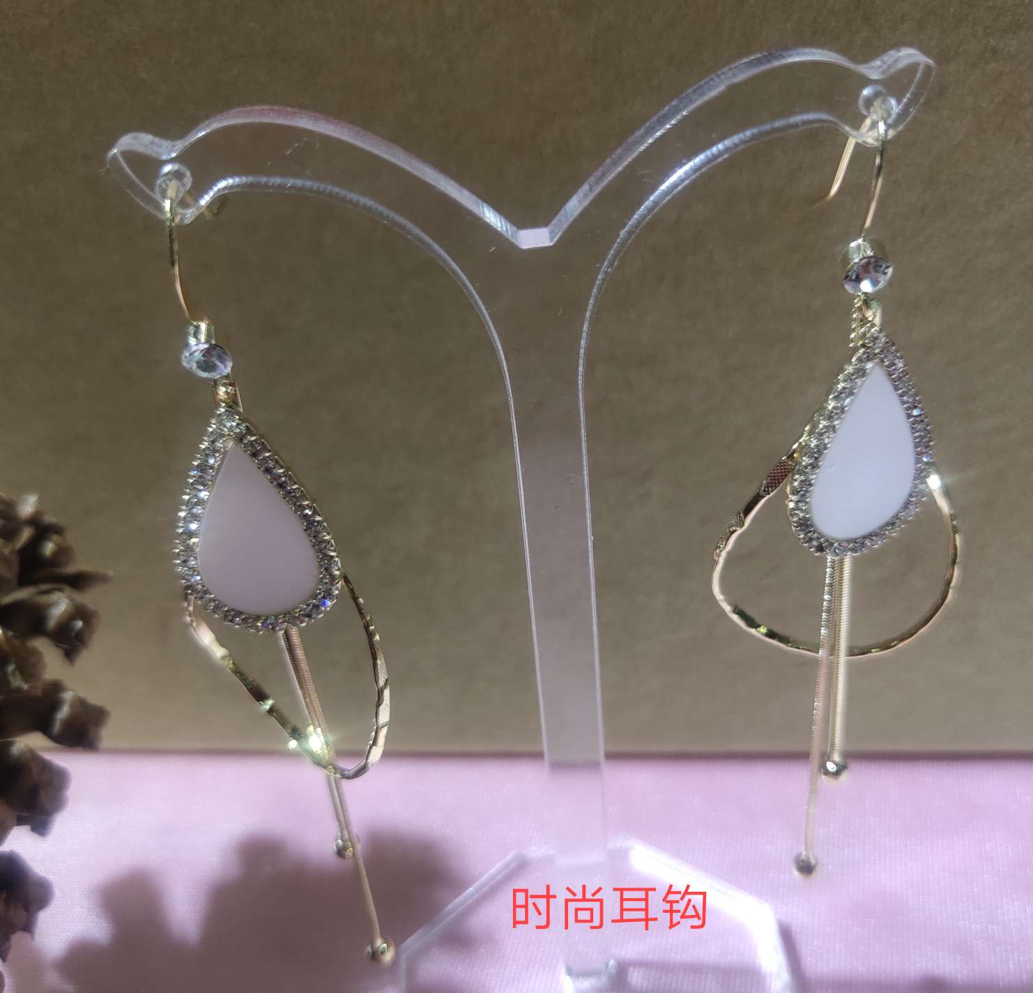Bamboo Charm Jewelry With Stylish Double Line Ear Hook details Picture