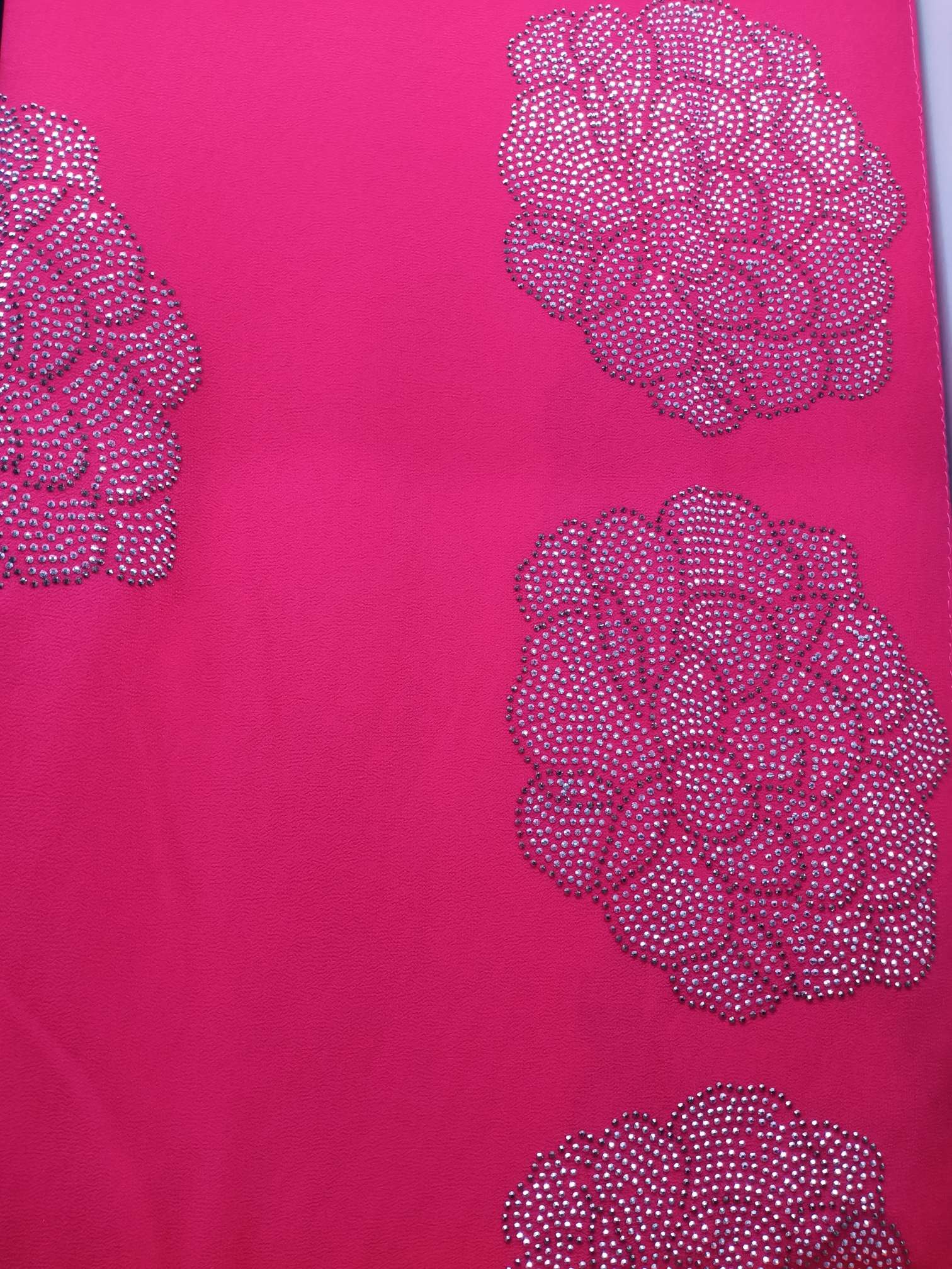 Hot diamond Dubai headscarf, women's travel sun protection headscarf, breathable bestseller clothing, plum blossom snow-spun silk Xinjiang Mubao headscarf 14