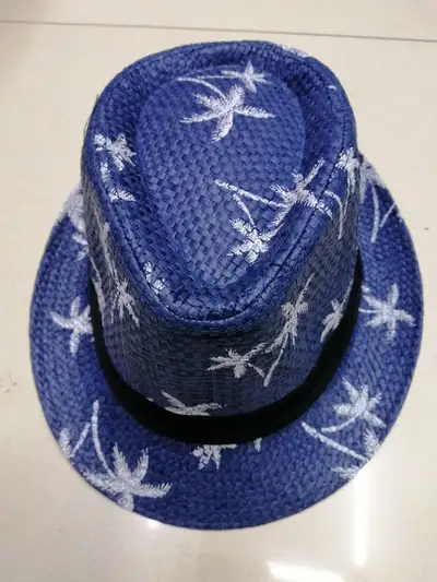 Top Hat 01