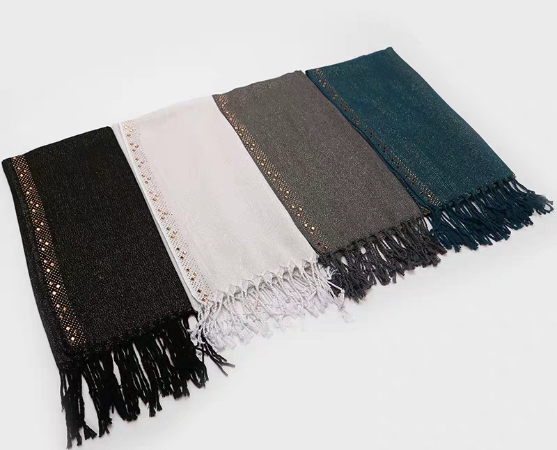 Hot diamond Dubai headscarf, women's travel sun protection head cover, breathable bestseller clothing, plum blossom snow-spun silk Xinjiang Mu scarf 10