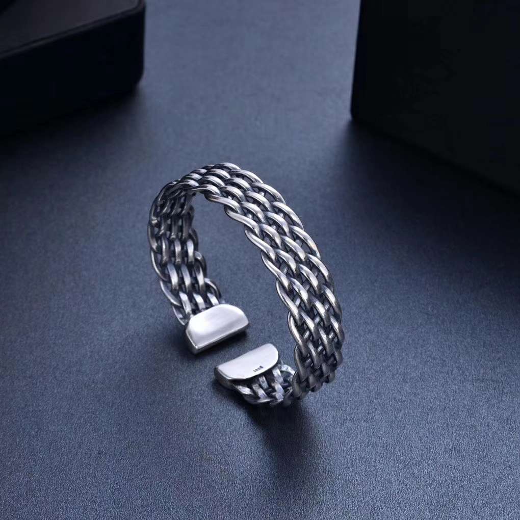 New Bracelet Application Scenario