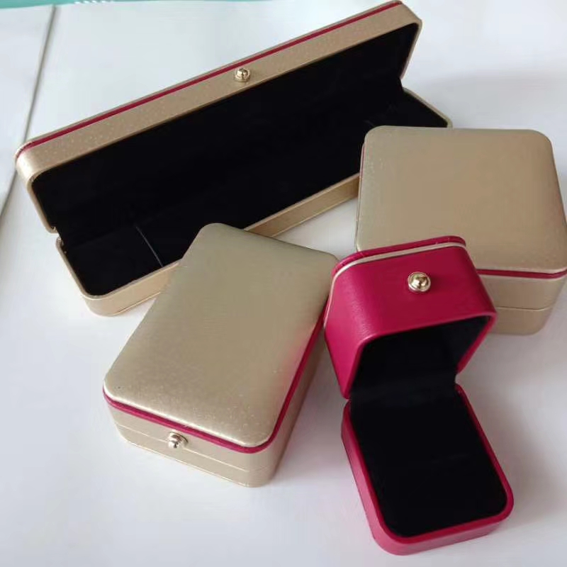 High-end leather jewelry boxes, rings, pendants, bracelets, necklaces Specification image