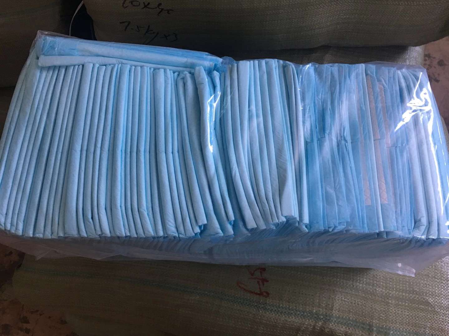 一次性碗、碟、盘实物图