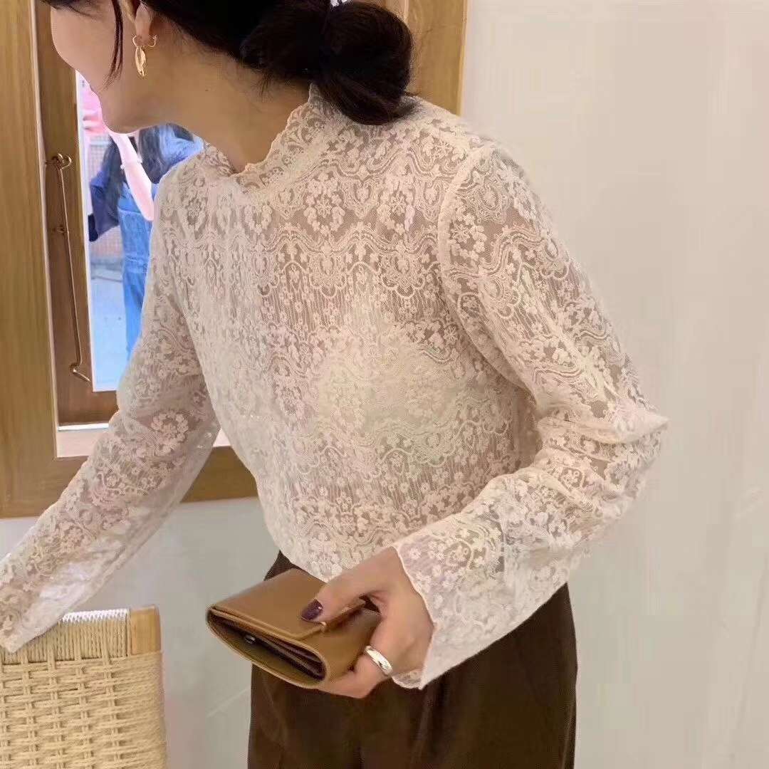 Embroidered mesh fabric is used as the fabric for clothing accessories details Picture