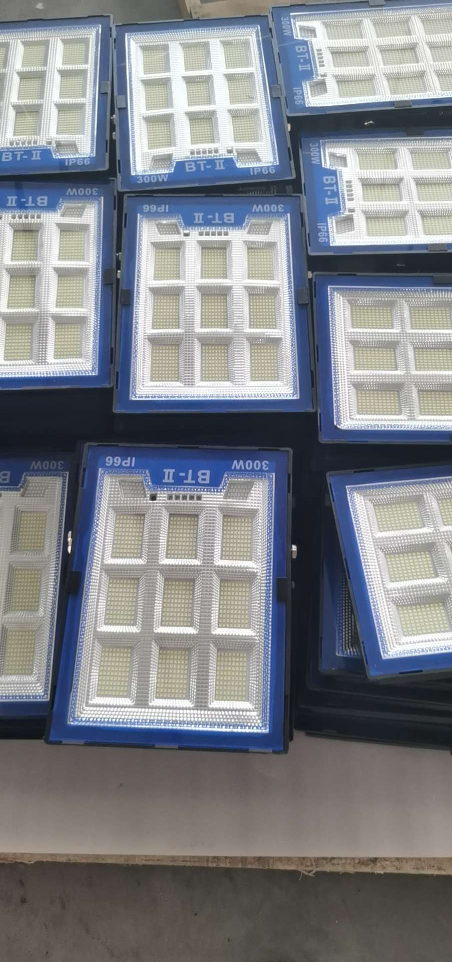 solar floodlights detail image 9