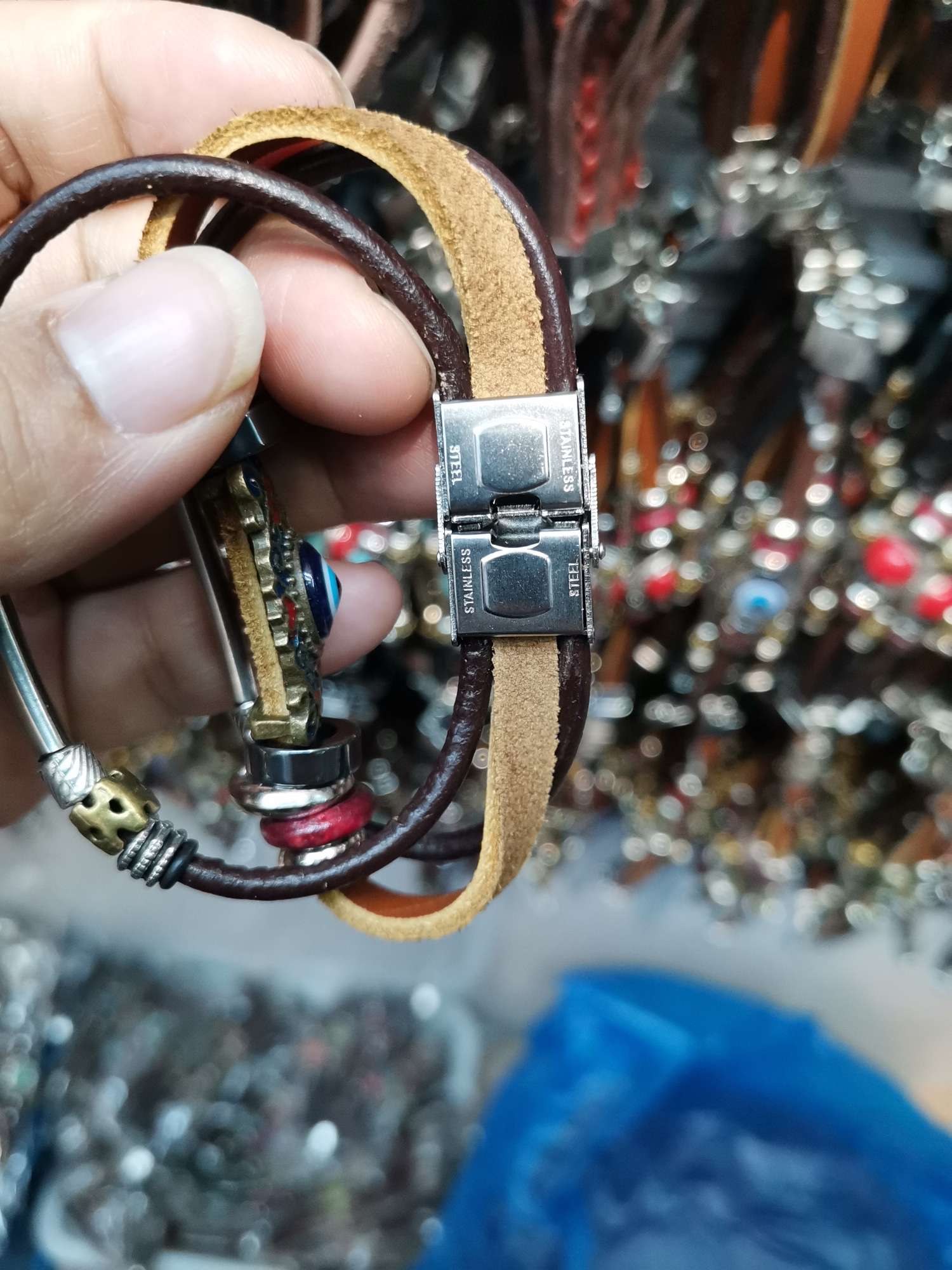制作纯牛皮手链详情图1