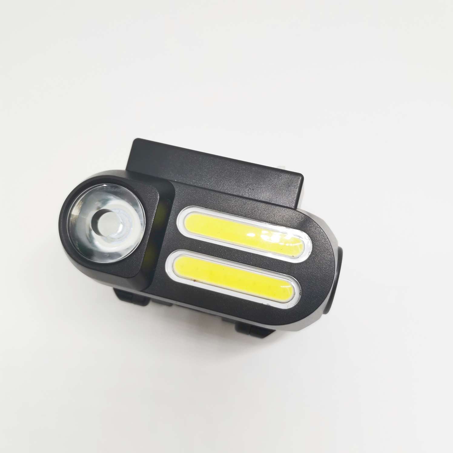 611 Strong Multi-Functional Rechargeable Headlight details Picture
