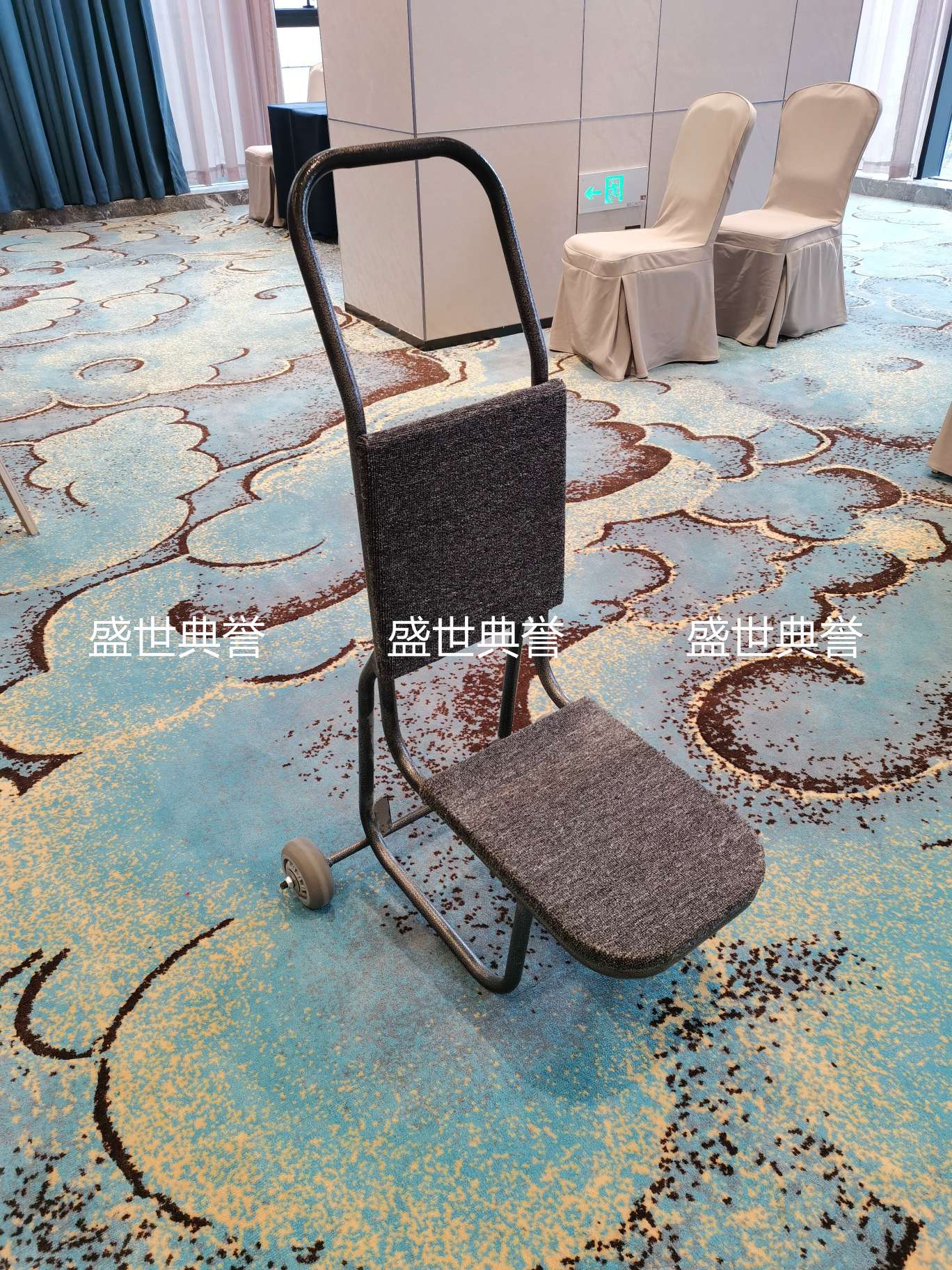 上海国际五星级酒店宴会厅椅子运输车会议中心宴会椅推车搬运车推椅车详情图3
