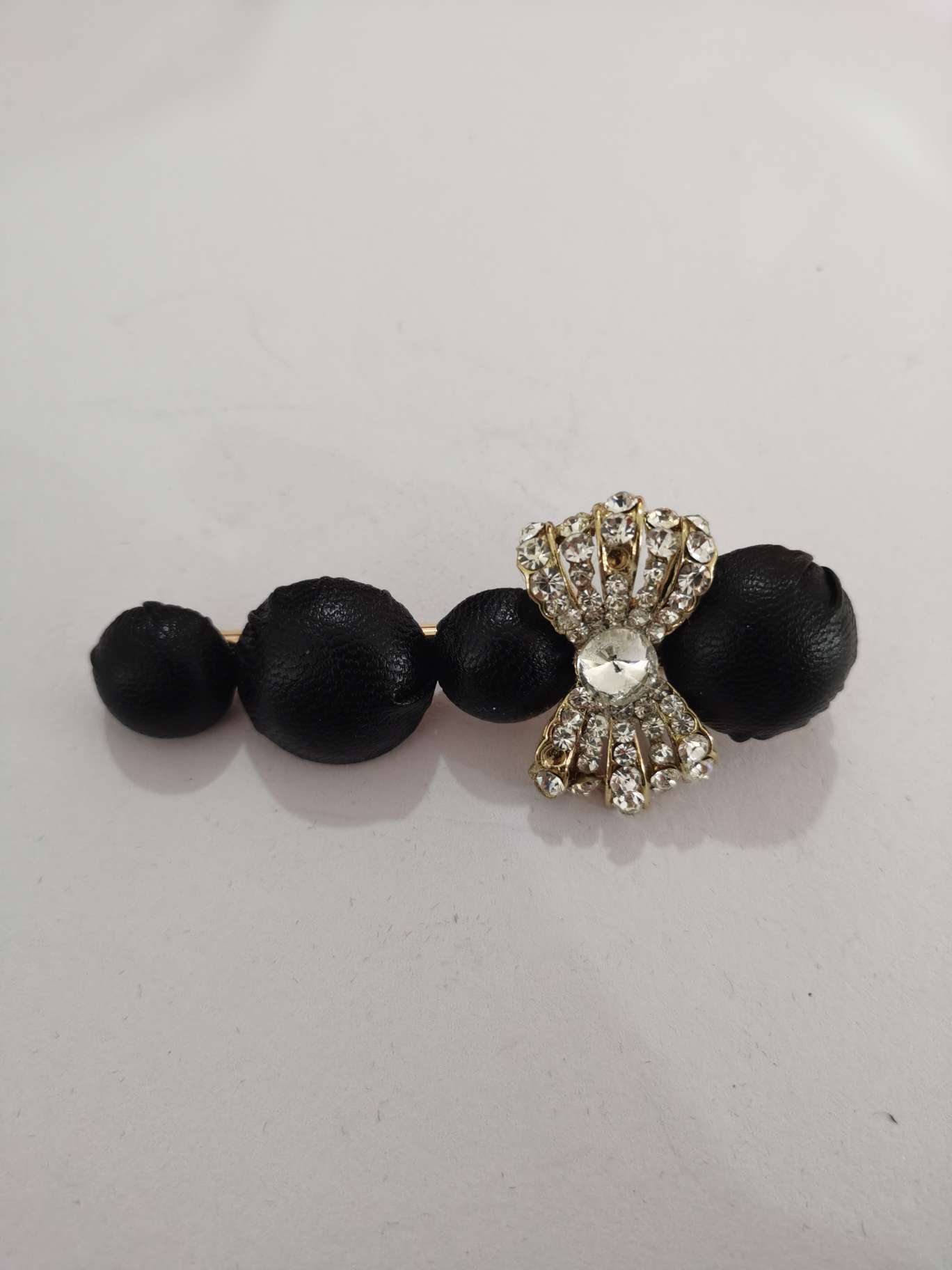 Korean fashionable duckbill clip, personalized rubber band girl's grab clip, new leather edge clip top clip