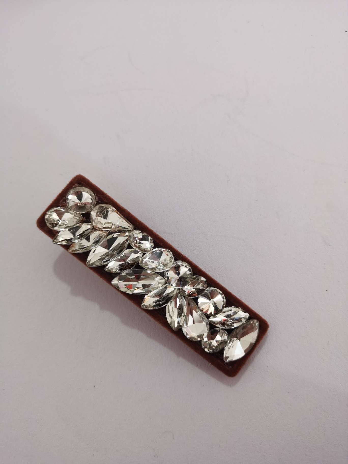 New fabric strip-shaped edge top clip from Dongdaemun, South Korea, featuring a fashionable duckbill clip and a unique rubber band for girls