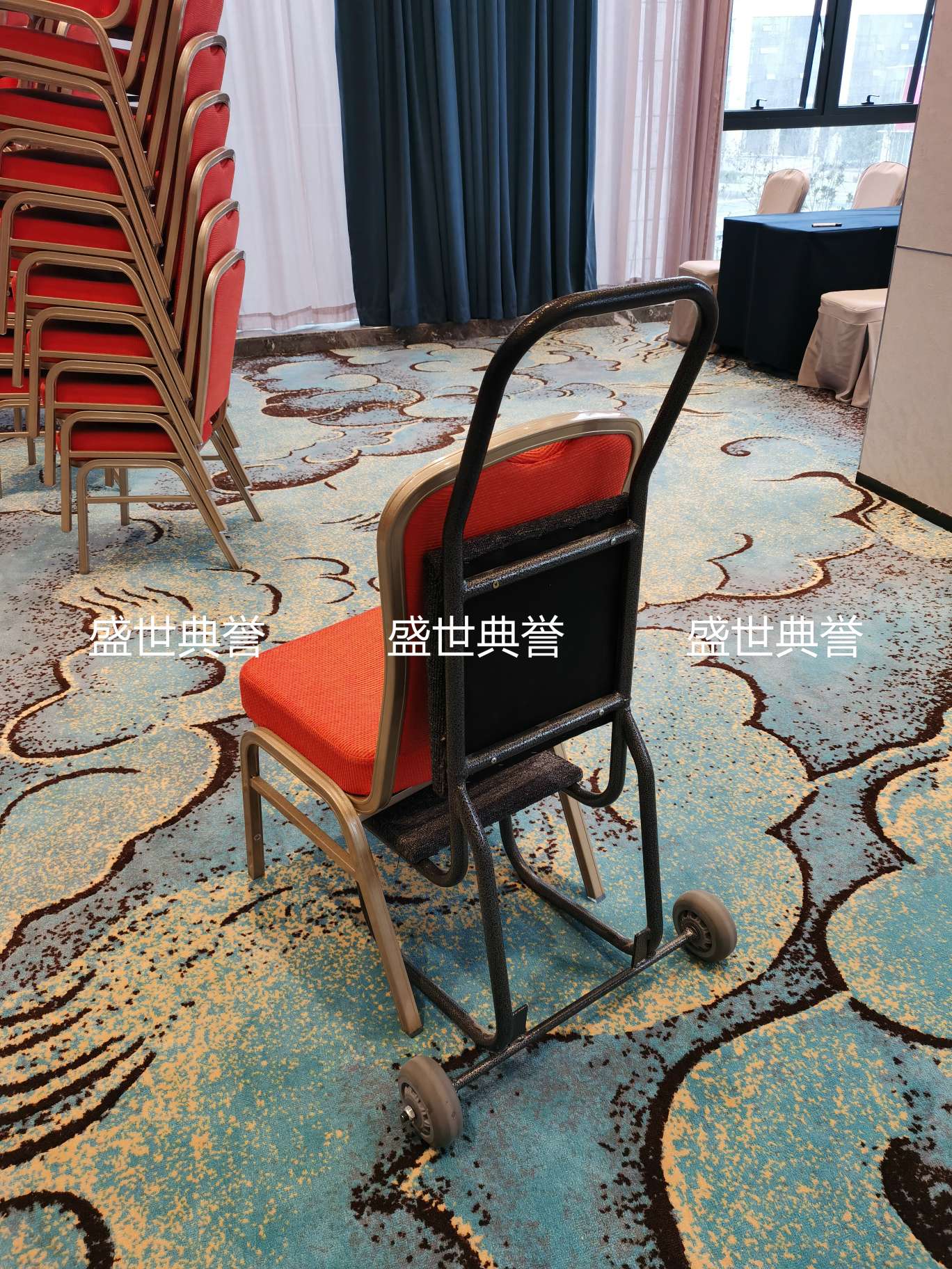 上海国际五星级酒店宴会厅椅子运输车会议中心宴会椅推车搬运车推椅车详情图4