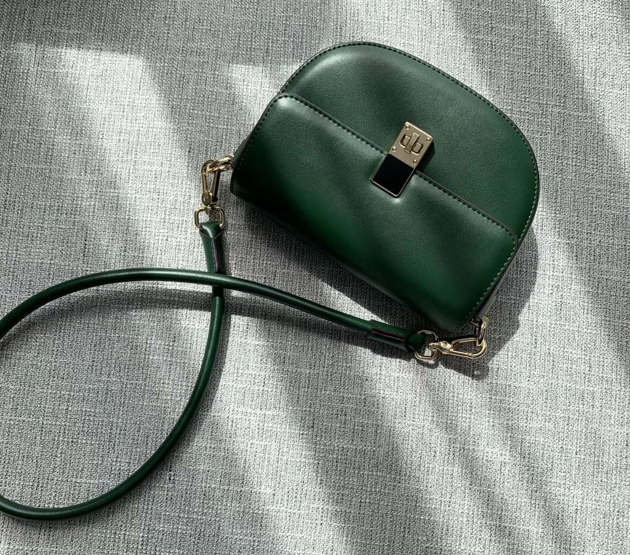 B1687，绿色细节图