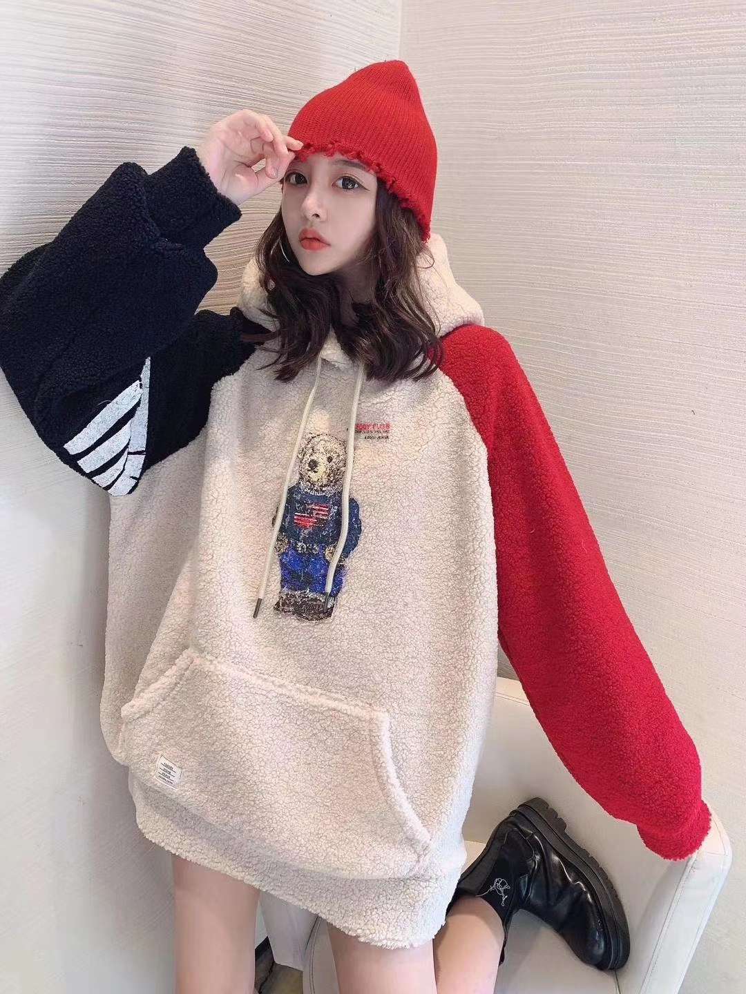羊羔毛带帽卫衣详情图6