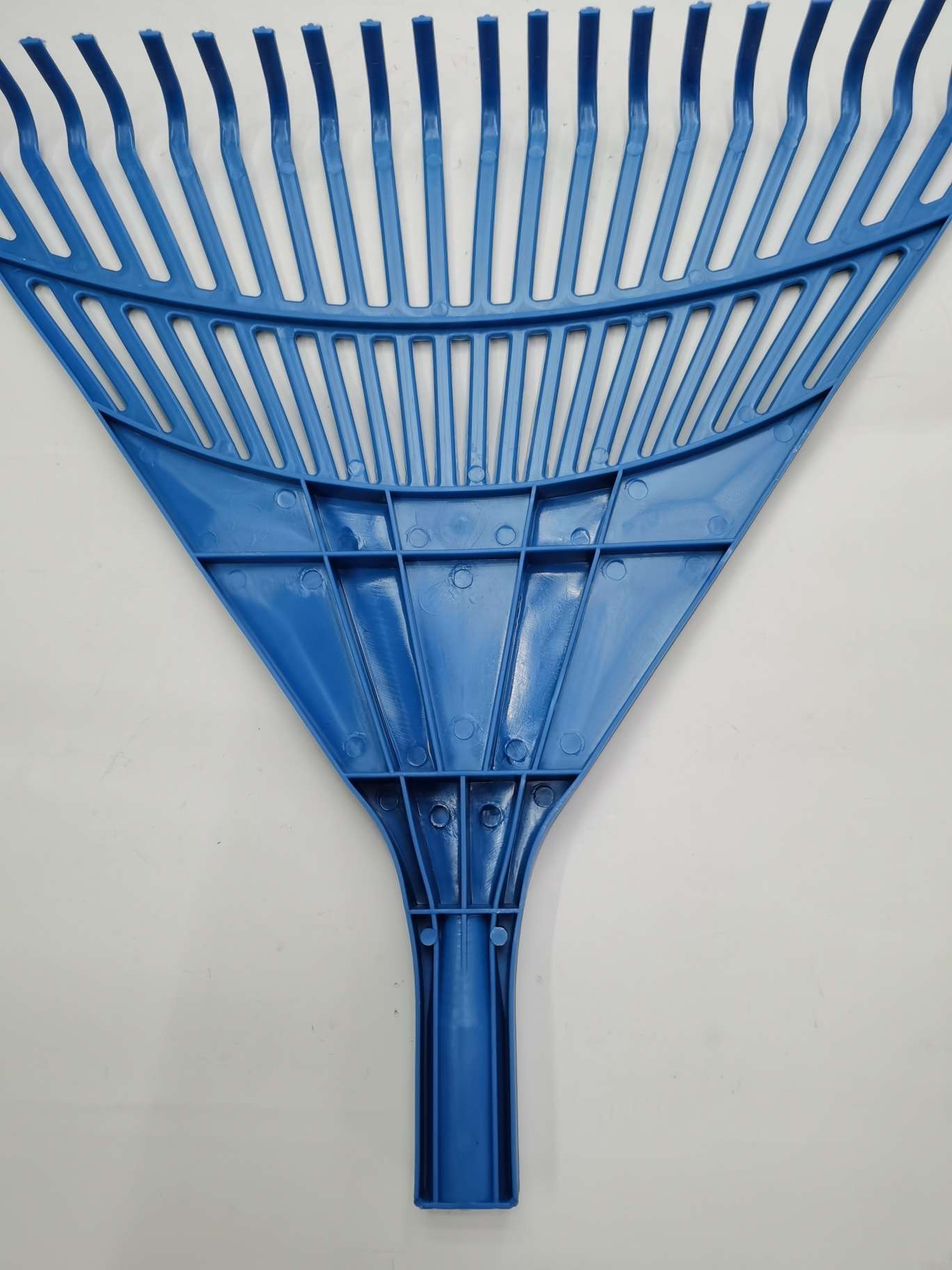 Garden rake, grass rake, plastic rake, garden tools, rake undefined