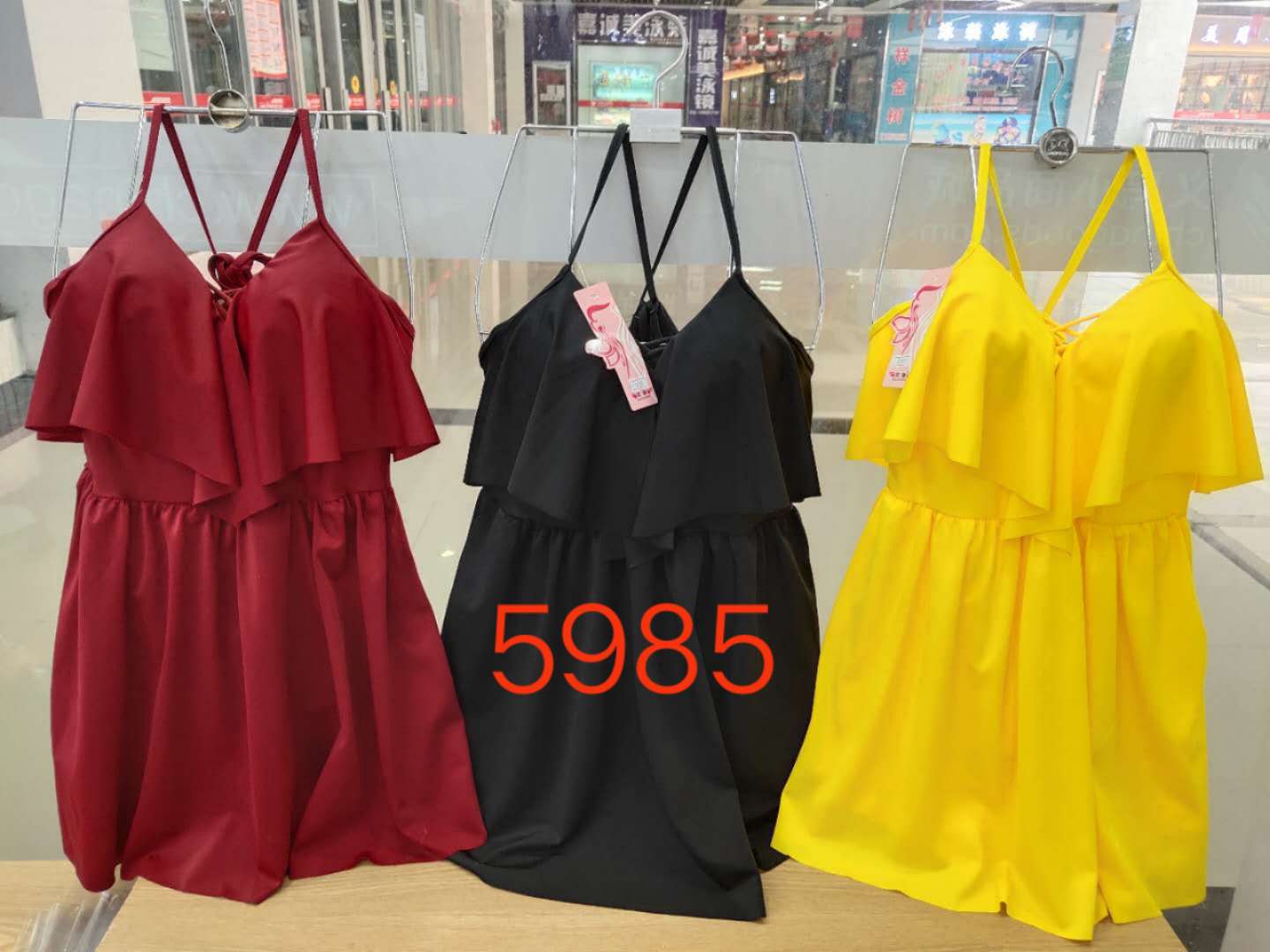 1锦伦连体泳衣黑色5985