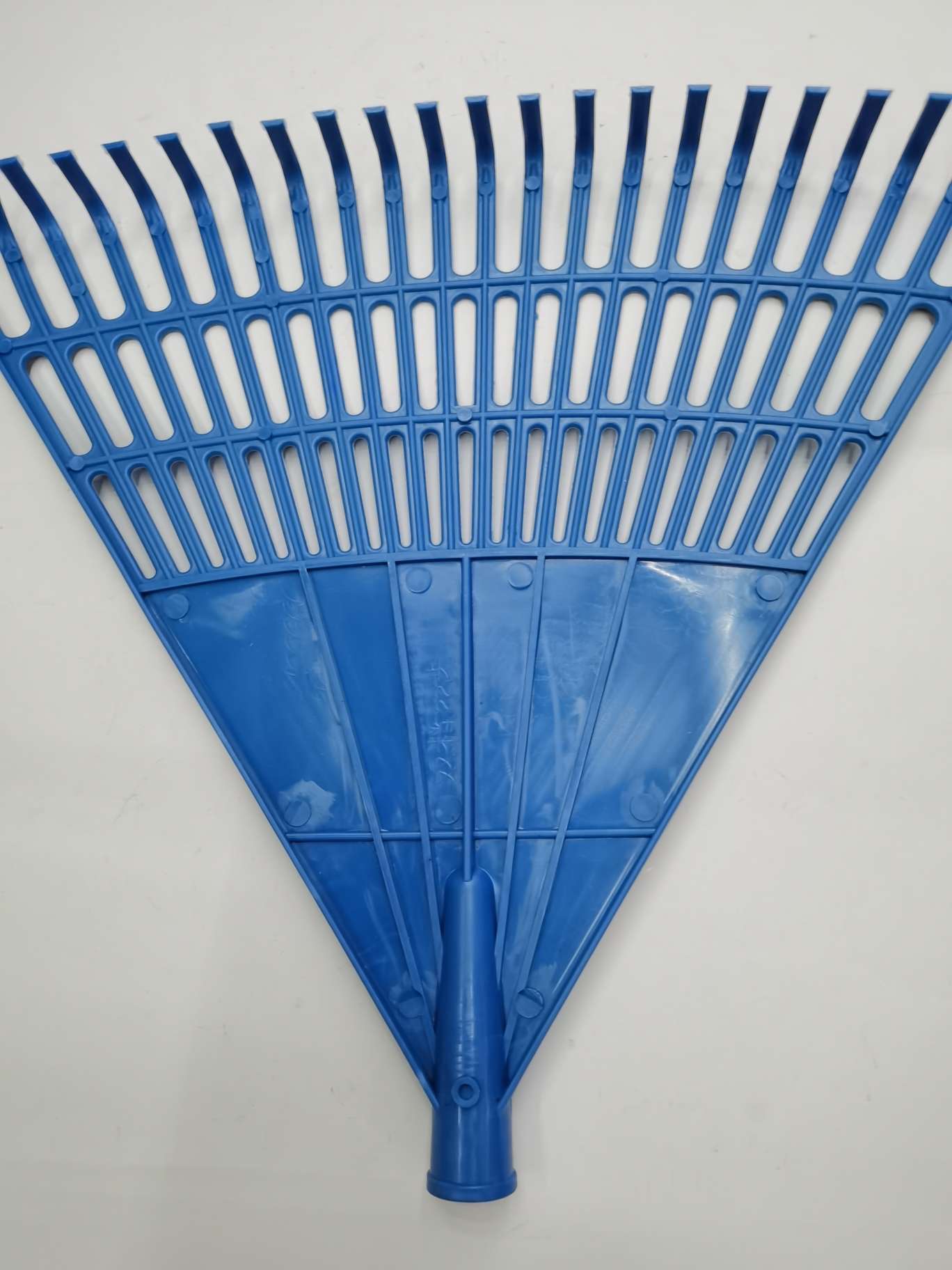 Garden rake, grass rake, plastic rake, garden tools, rake full figure