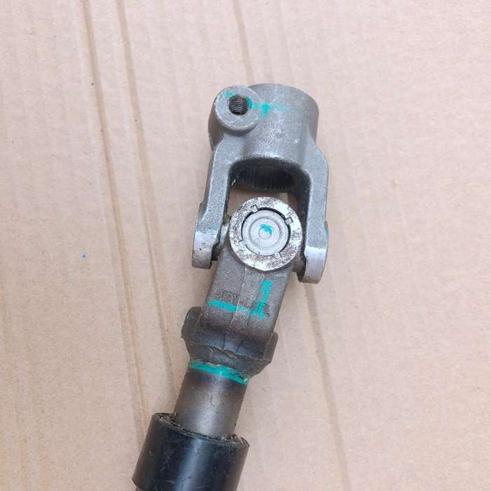 十字轴转向机方向管柱连接轴