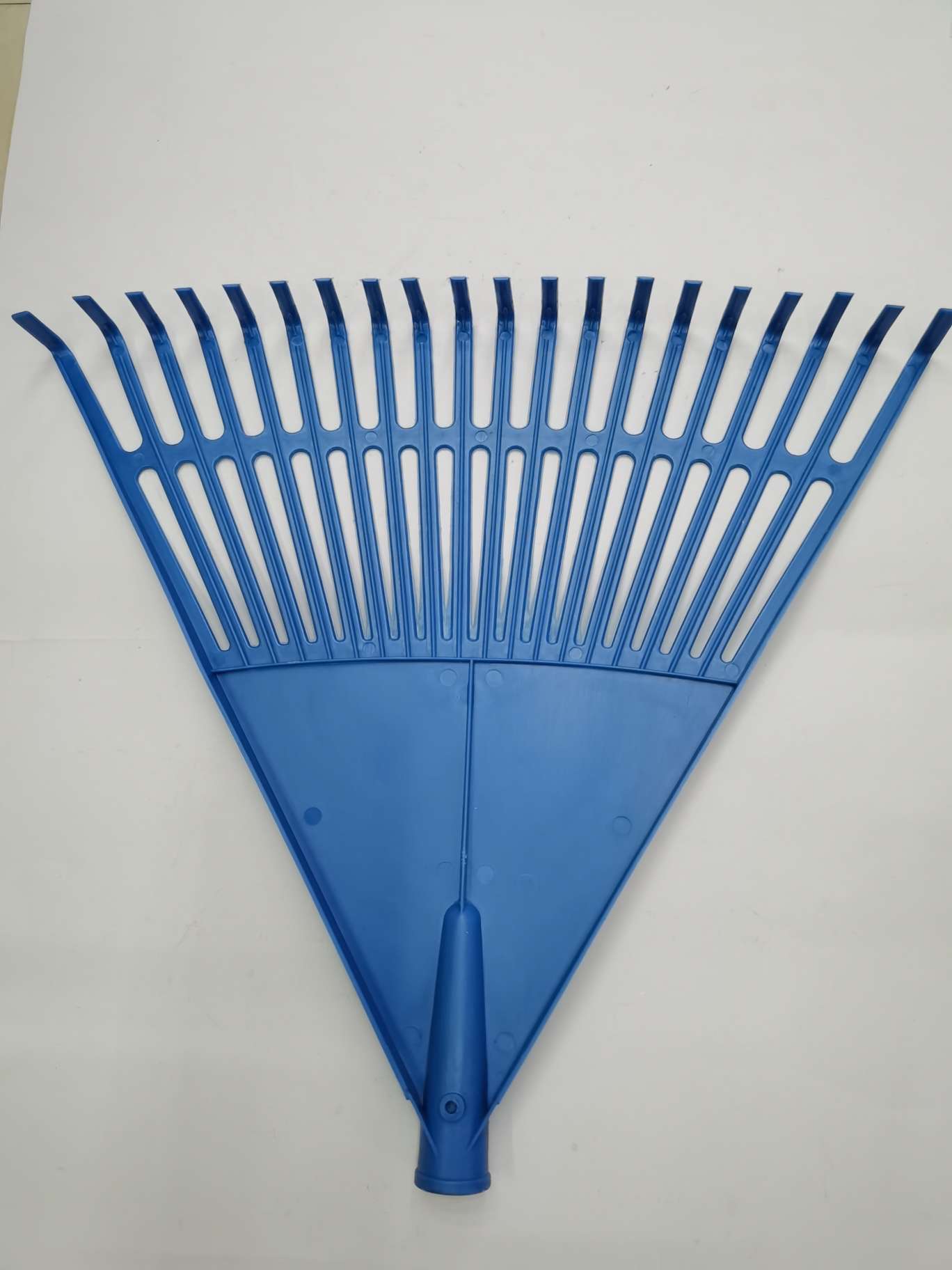 Garden rake, grass rake, plastic rake, garden tools, rake full figure