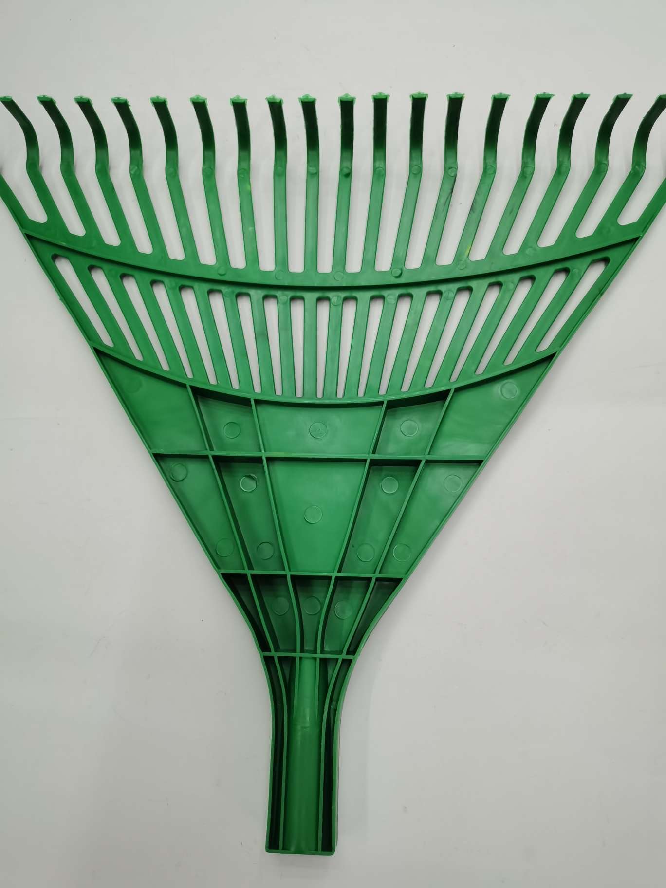Garden rake, grass rake, plastic rake, garden tools, rake Item Picture