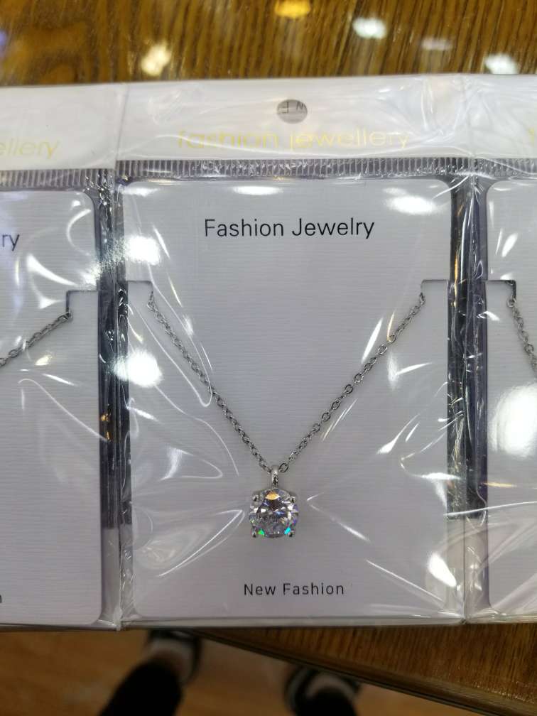 Small necklace D thumbnail