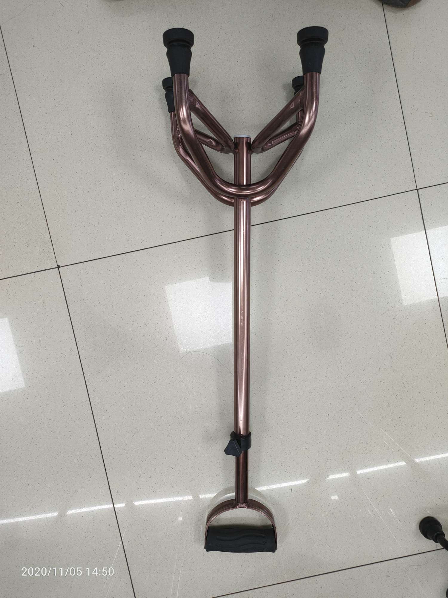 加强铝合金四脚拐杖