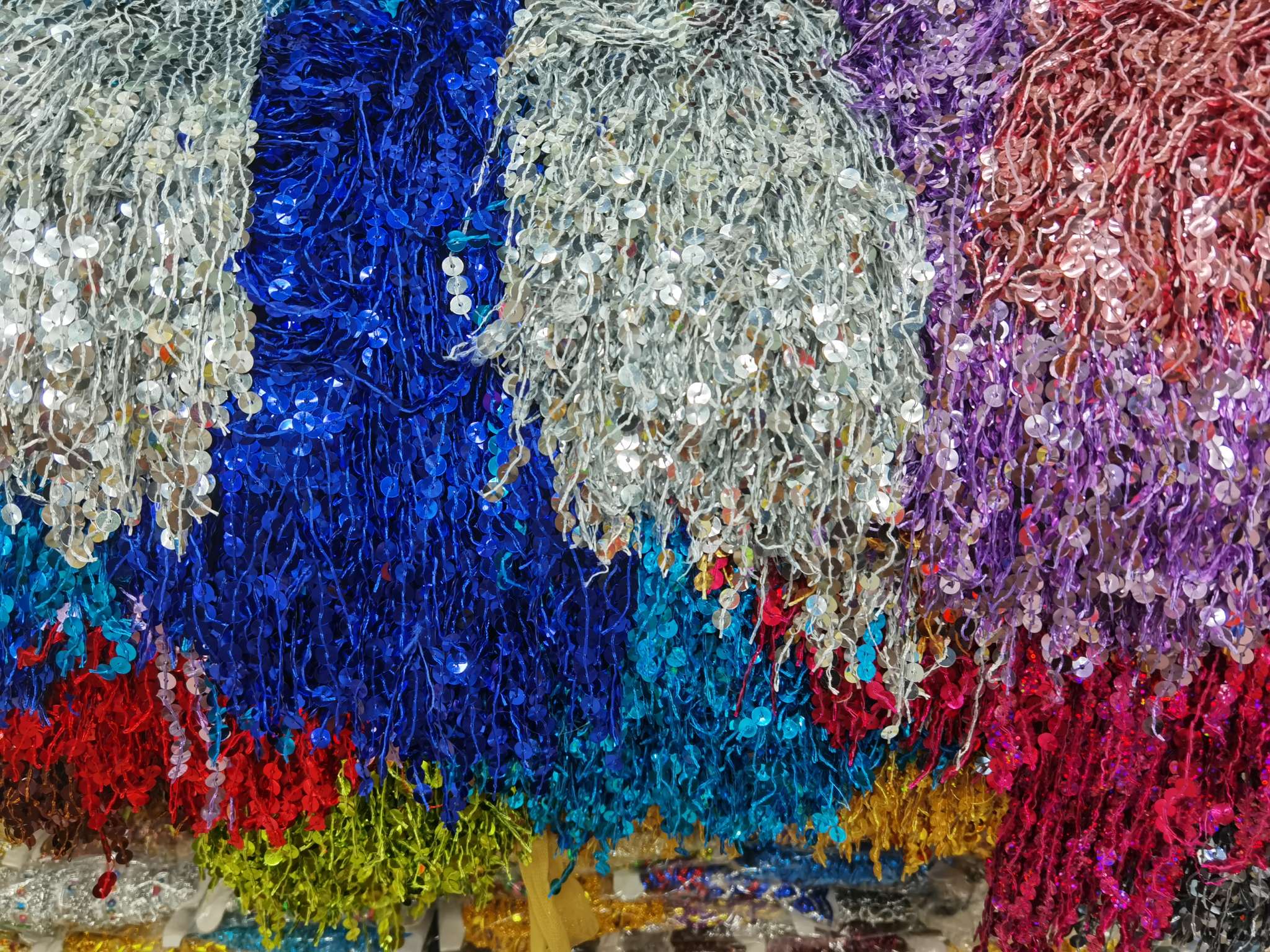 A 40-centimeter-long sequined bristle detail image 3