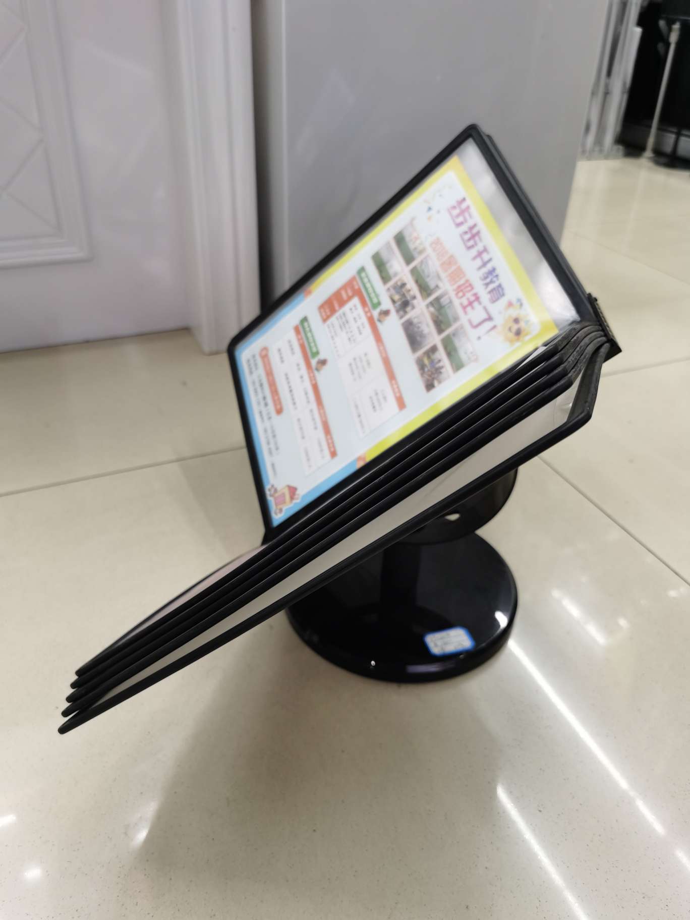 Desktop A4 paging menu rack 790204 thumbnail