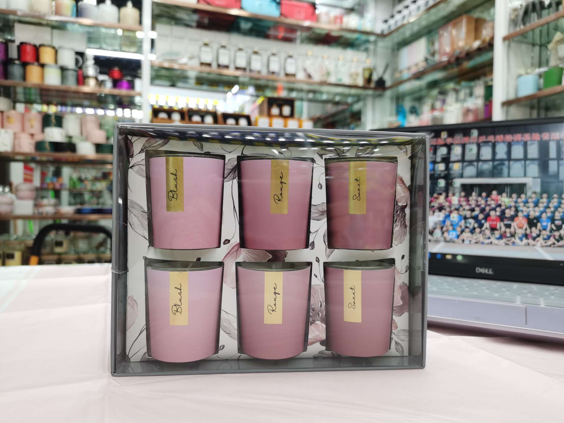 6 sets of pink scented candles thumbnail