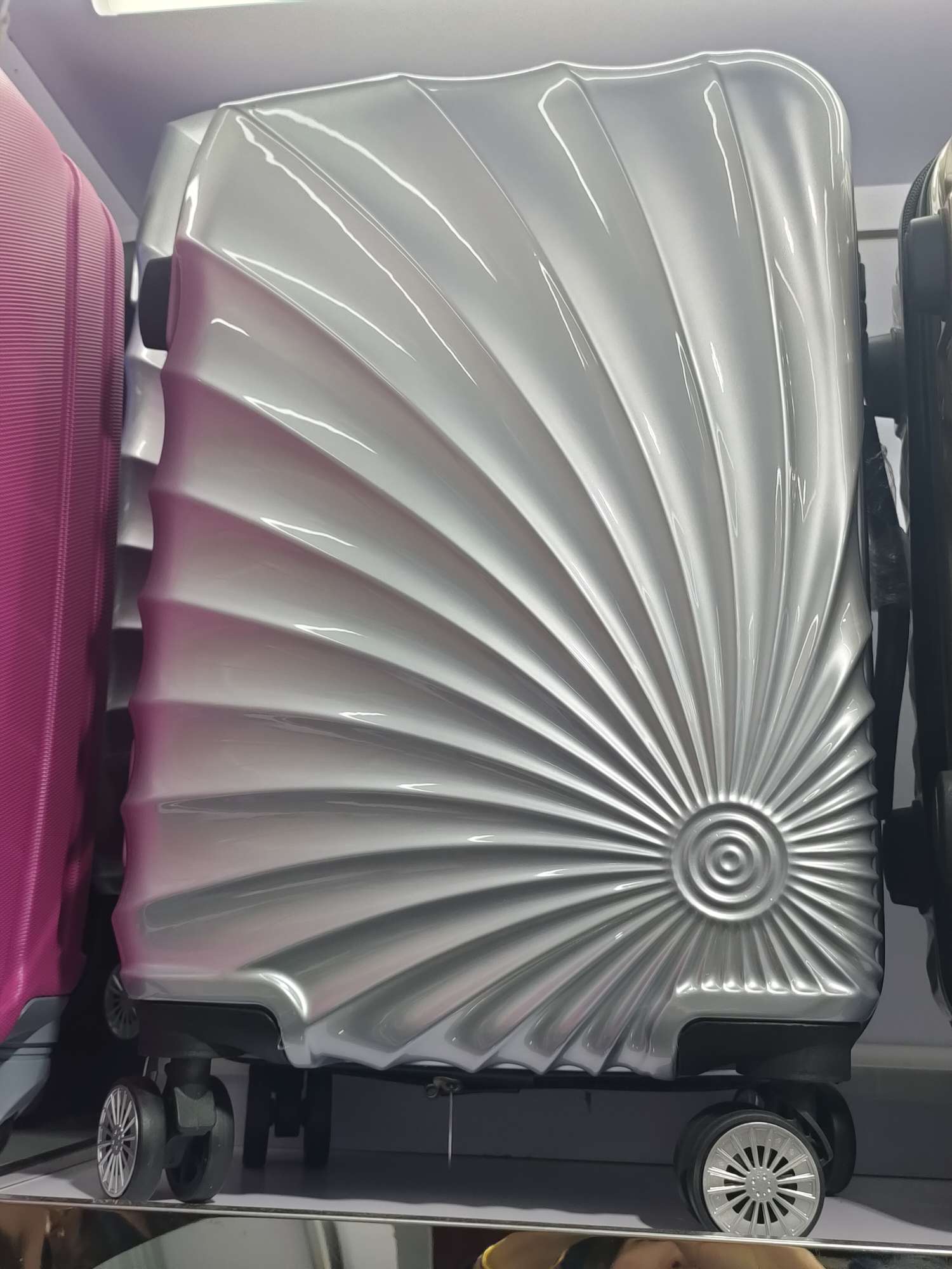 8019#PC+ABS拉杆箱产品图