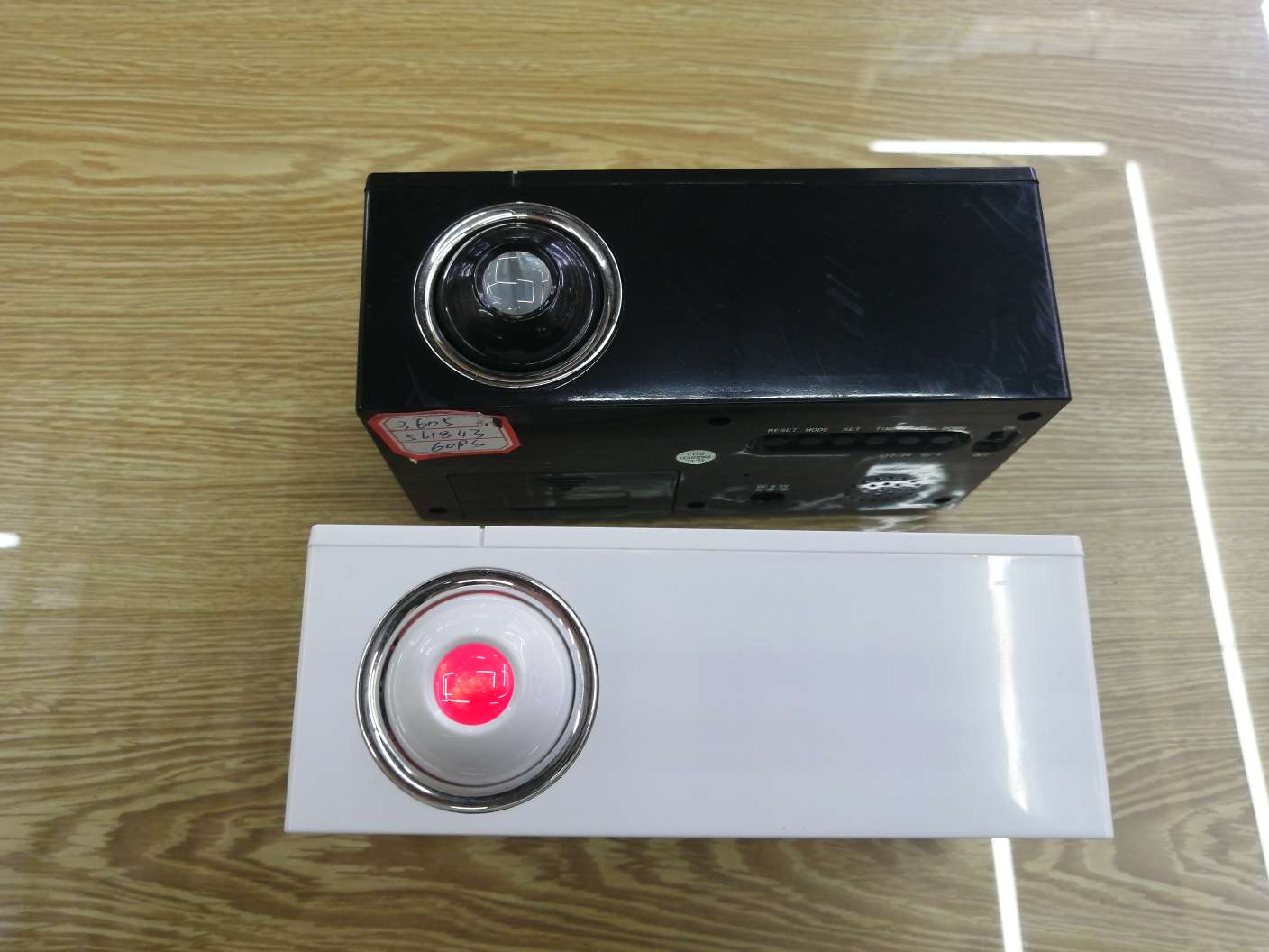 LED投影钟产品图