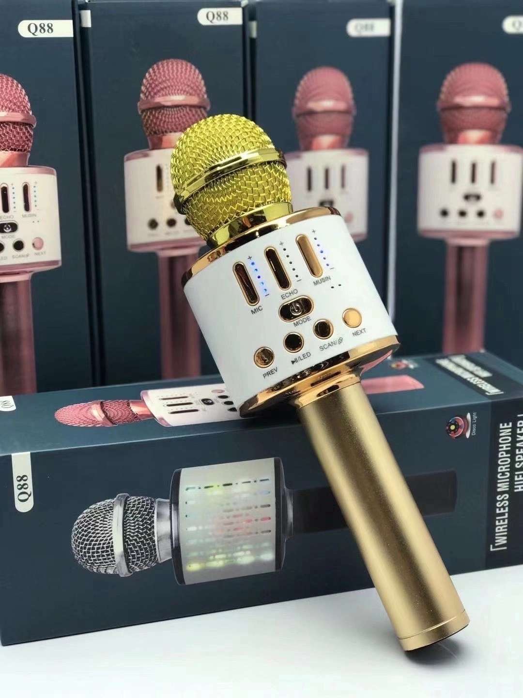 Q88 New model microphone [Rose][Rose] Color box size: 85*78*251MM Outer box size: 54*43*45.3CM Packing quantity: 50P details Picture
