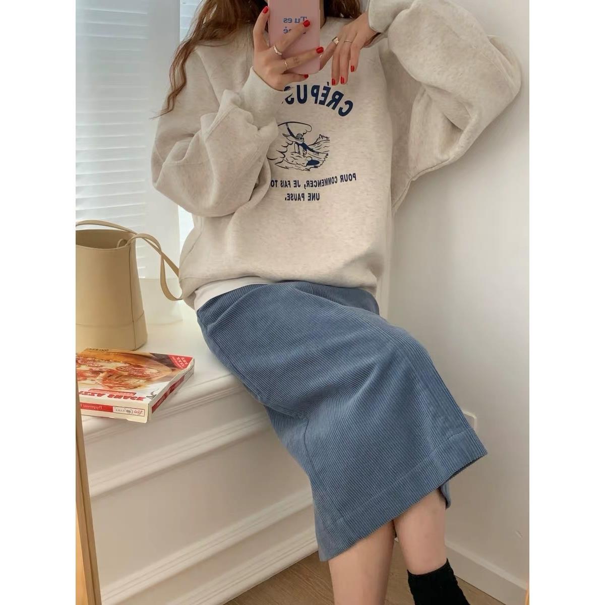 Women's Clothing 8