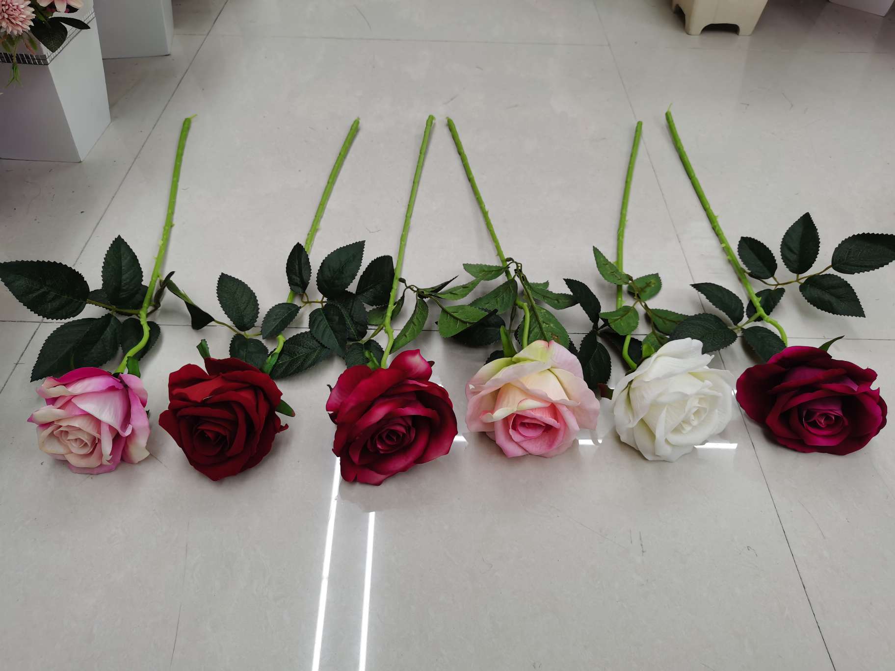 Simulated velvet rose